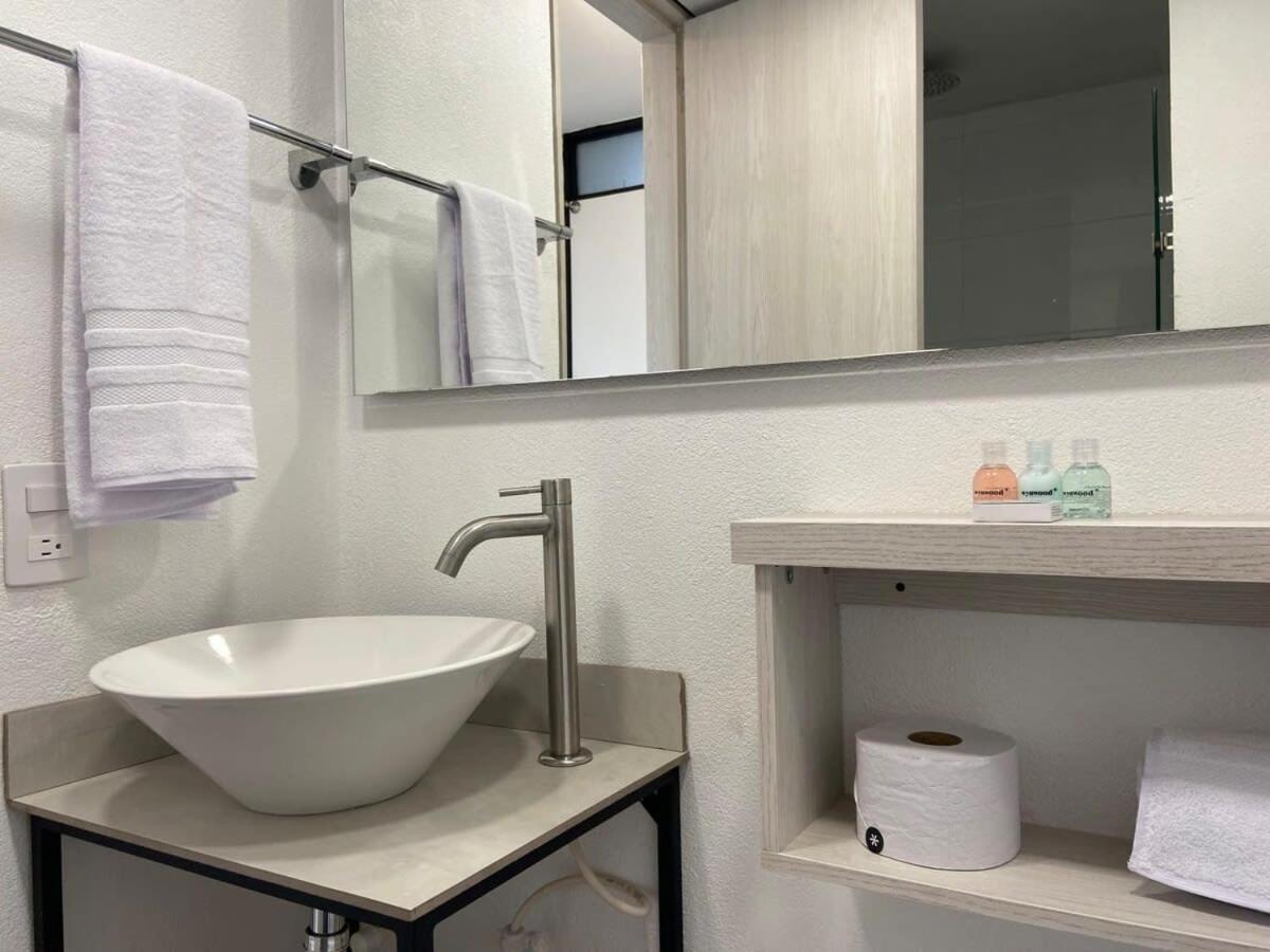 Cozy 1br With Private Terrace In Medellín